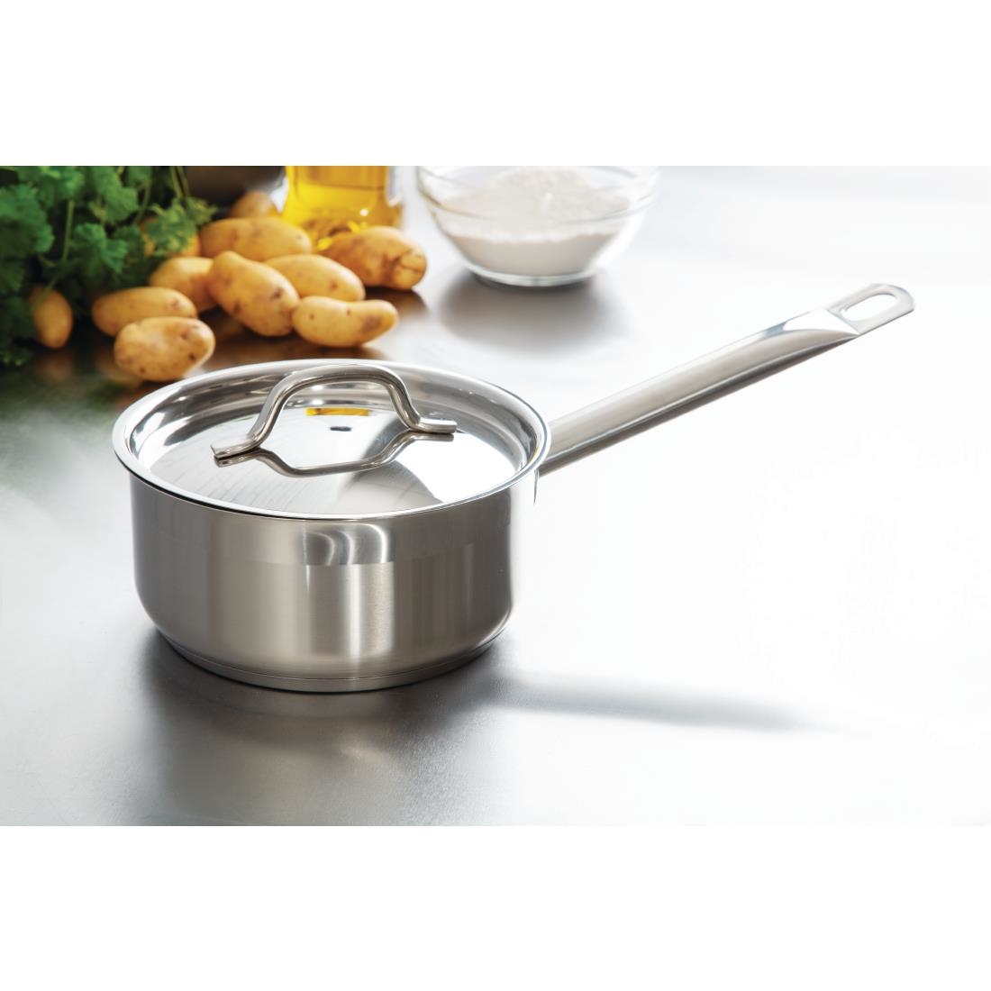 Nisbets Essentials Saucepan St/St - 160x75mm (Lid Included) - Image 7