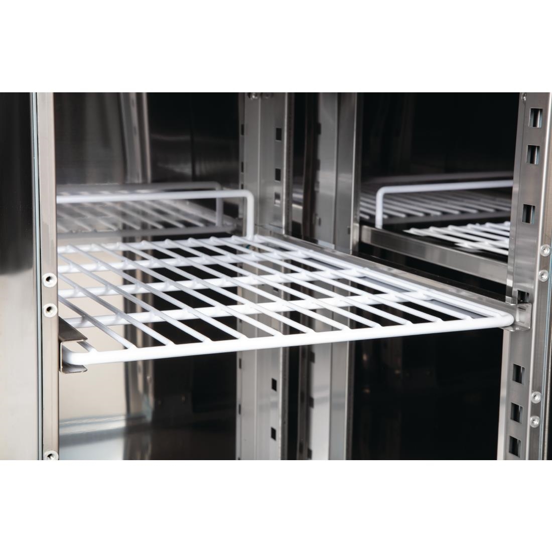Polar U-Series Four Door Counter Fridge - 449Ltr - Image 3