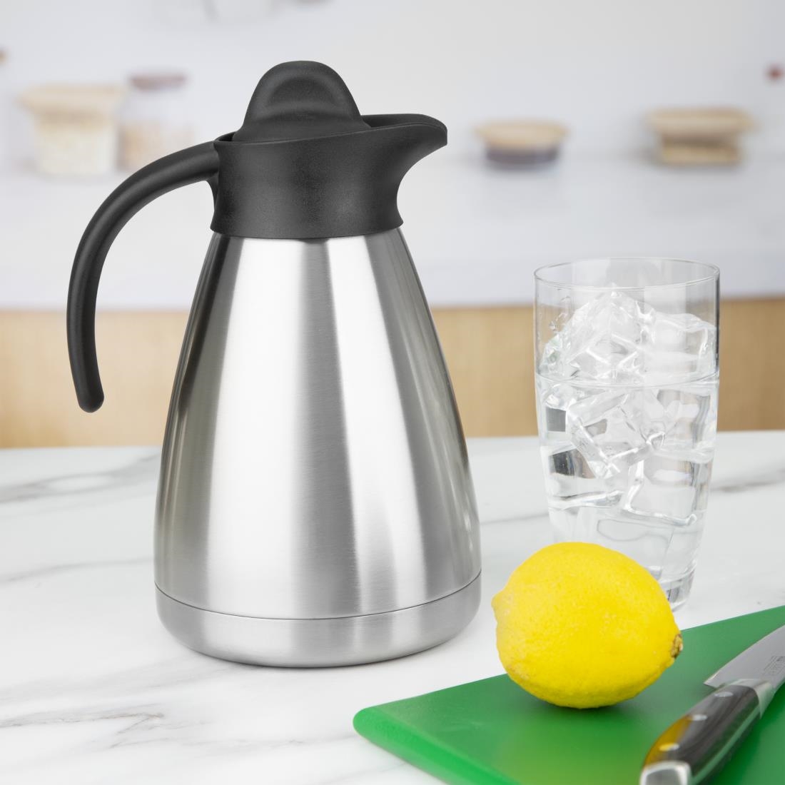 Olympia Vacuum Jug with Screwtop - 1Ltr - Image 6