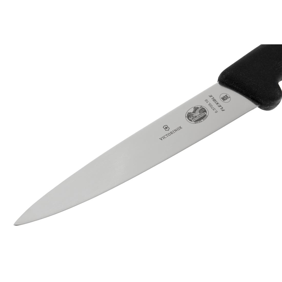 Victorinox Fibrox Black Handle Filleting Knife Flexible Blade - 16cm - Image 4